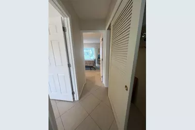 21 Abbey Lane #104, Delray Beach, FL 33446 - Photo 8