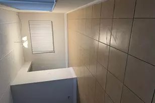 410 Meadows Cir, Boynton Beach, FL 33436 - Photo 6