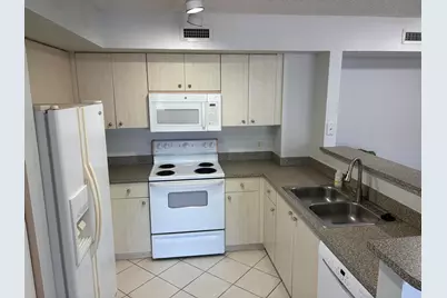 1801 N Flagler Drive #830, West Palm Beach, FL 33407 - Photo 4