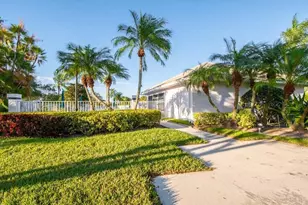 1246 NW Sun Terrace Cir, Port Saint Lucie, FL 34986 - Photo 24