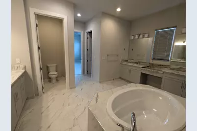 9292 Crestview Circle, West Palm Beach, FL 33412 - Photo 12