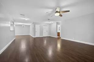 102 Meadowlark Dr, Royal Palm Beach, FL 33411 - Photo 8