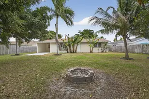 102 Meadowlark Dr, Royal Palm Beach, FL 33411 - Photo 34