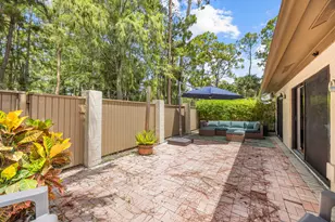 257 Pleasant Wood Dr, Wellington, FL 33414 - Photo 20