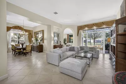 9374 Via Classico W, Wellington, FL 33411 - Photo 2