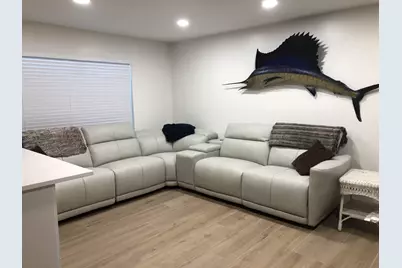 727 Hummingbird Way #1, North Palm Beach, FL 33408 - Photo 2