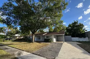 1632 NW 5th St, Boca Raton, FL 33486 - Photo 4