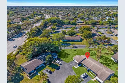 40 Seminole Court E, Royal Palm Beach, FL 33411 - Photo 26