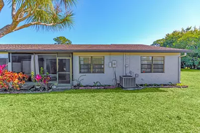 40 Seminole Court E, Royal Palm Beach, FL 33411 - Photo 22