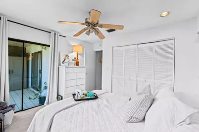 40 Seminole Court E, Royal Palm Beach, FL 33411 - Photo 16