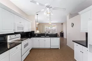 245 NW Zanzibar Pl, Port Saint Lucie, FL 34986 - Photo 22