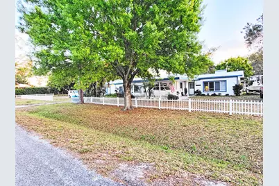 203 Melton Drive, Fort Pierce, FL 34982 - Photo 2
