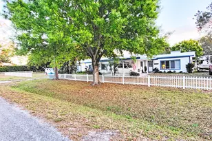 203 Melton Dr, Fort Pierce, FL 34982 - Photo 2