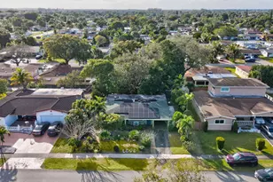 2400 Desoto Dr, Miramar, FL 33023 - Photo 40