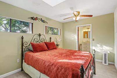 2400 Desoto Drive, Miramar, FL 33023 - Photo 16