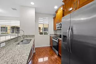 6052 SW 19th St, North Lauderdale, FL 33068 - Photo 12