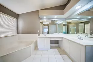 5540 Muirfield Village Cir, Lake Worth, FL 33463 - Photo 16