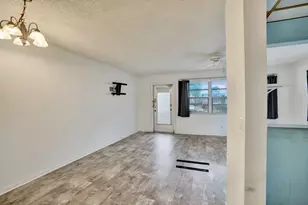 60 Camden C, West Palm Beach, FL 33417 - Photo 12