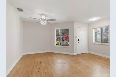 9212 Lily Bank Court, Riviera Beach, FL 33407 - Photo 8