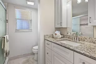 3951 Via Poinciana, Lake Worth, FL 33467 - Photo 14