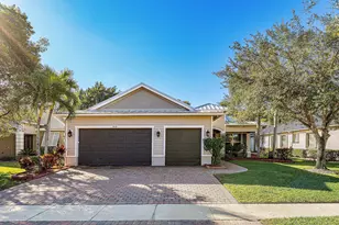 8948 New Hope Ct, Royal Palm Beach, FL 33411 - Photo 4