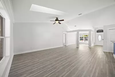 439 SE Nome Drive, Port Saint Lucie, FL 34984 - Photo 6