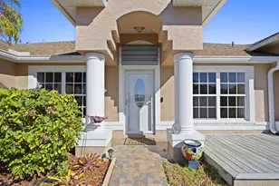 439 SE Nome Dr, Port Saint Lucie, FL 34984 - Photo 4