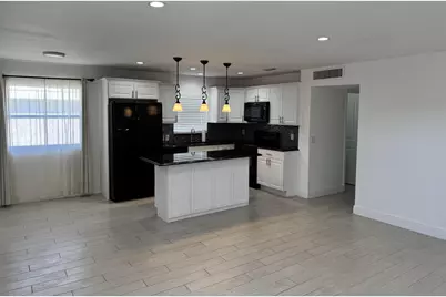 669 Monaco N, Delray Beach, FL 33446 - Photo 2