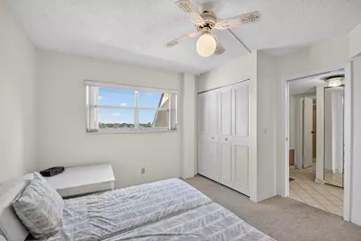 3590 Via Poinciana #616, Lake Worth, FL 33467 - Photo 30