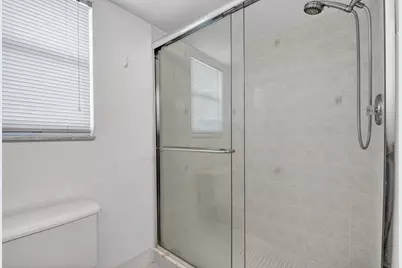 3590 Via Poinciana #616, Lake Worth, FL 33467 - Photo 34