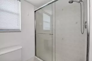 3590 Via Poinciana, Lake Worth, FL 33467 - Photo 34