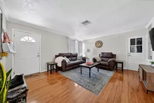 2427 NE Center St, Jensen Beach, FL 34957 - Photo 22