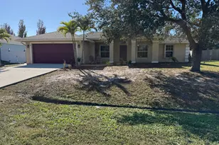 1538 SW Calmar Ave, Port Saint Lucie, FL 34953 - Photo 2