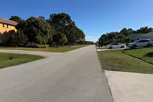 1538 SW Calmar Ave, Port Saint Lucie, FL 34953 - Photo 6