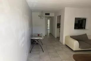 600 Village Green Ct, Lake Worth Beach, FL 33461 - Photo 16