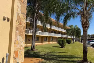 600 Village Green Ct, Lake Worth Beach, FL 33461 - Photo 2