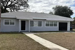 2417 St Lucie Blvd, Fort Pierce, FL 34946 - Photo 1