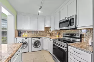 800 E Camino Real, Boca Raton, FL 33432 - Photo 16