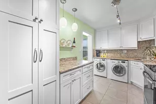 800 E Camino Real, Boca Raton, FL 33432 - Photo 18