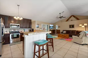 212 Deerwood Ln, Fort Pierce, FL 34947 - Photo 10