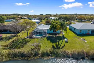 212 Deerwood Ln, Fort Pierce, FL 34947 - Photo 44