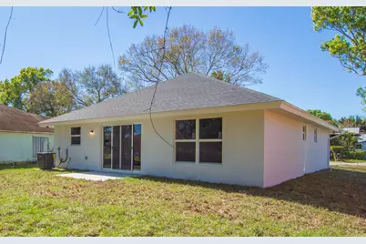 4556 49th Avenue, Vero Beach, FL 32967 - Photo 6