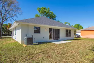 4556 49th Ave, Vero Beach, FL 32967 - Photo 4