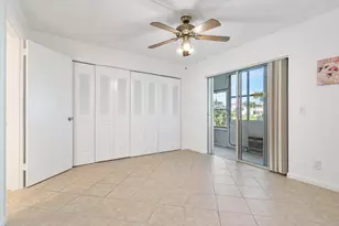 98 Cambridge E, West Palm Beach, FL 33417 - Photo 8