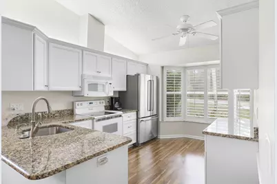 11079 SE Sea Pines Circle, Hobe Sound, FL 33455 - Photo 10