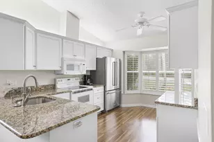 11079 SE Sea Pines Cir, Hobe Sound, FL 33455 - Photo 10