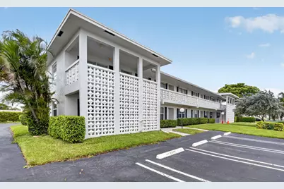 2401 Del Aire Boulevard #101, Delray Beach, FL 33445 - Photo 2