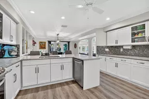 9048 Villa Portofino Cir, Boca Raton, FL 33496 - Photo 24