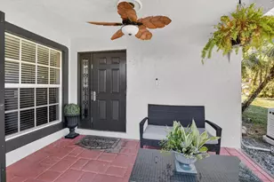 9048 Villa Portofino Cir, Boca Raton, FL 33496 - Photo 6