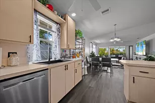 205 Brier Cir, Jupiter, FL 33458 - Photo 14